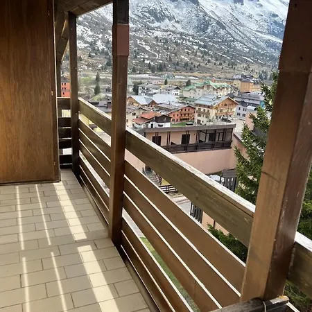 Appartamento Vacanza Top Residence Tonalepass Exterior foto